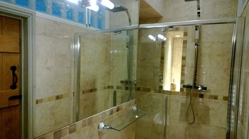 Jack n Jil bathroom